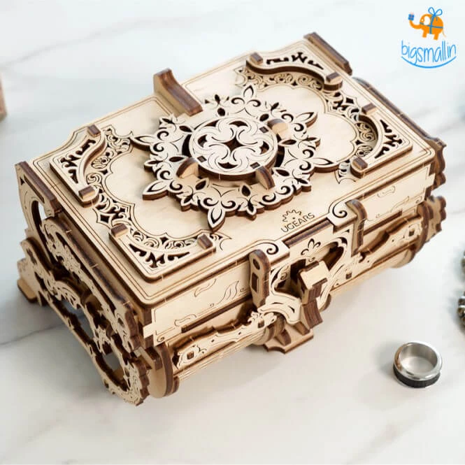 Ugears Antique Box Mechanical Model