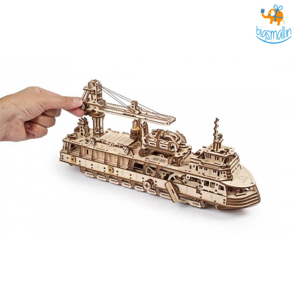 Ugears All Of It Research Vessel Mechanical Model
