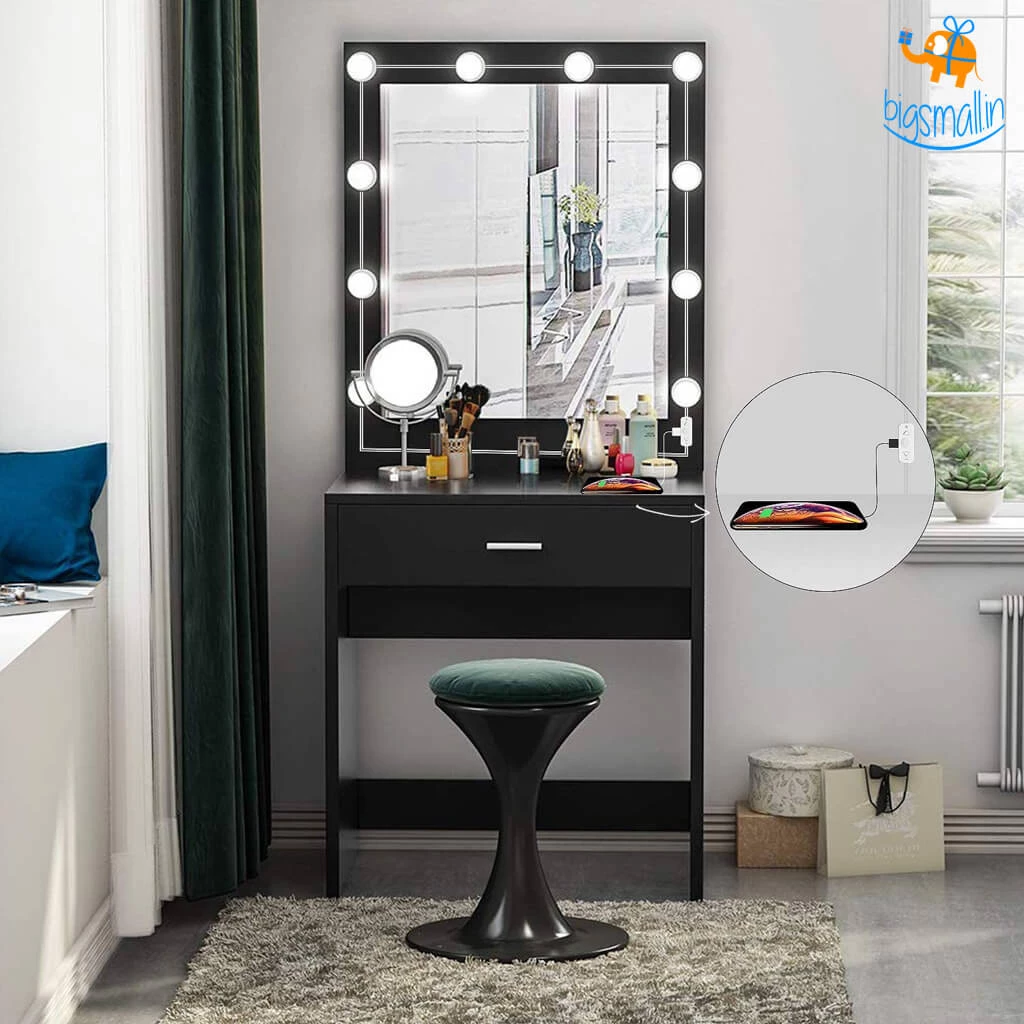 Bigsmall_hmk Vanity Mirror LED Bulb Shaped Lights