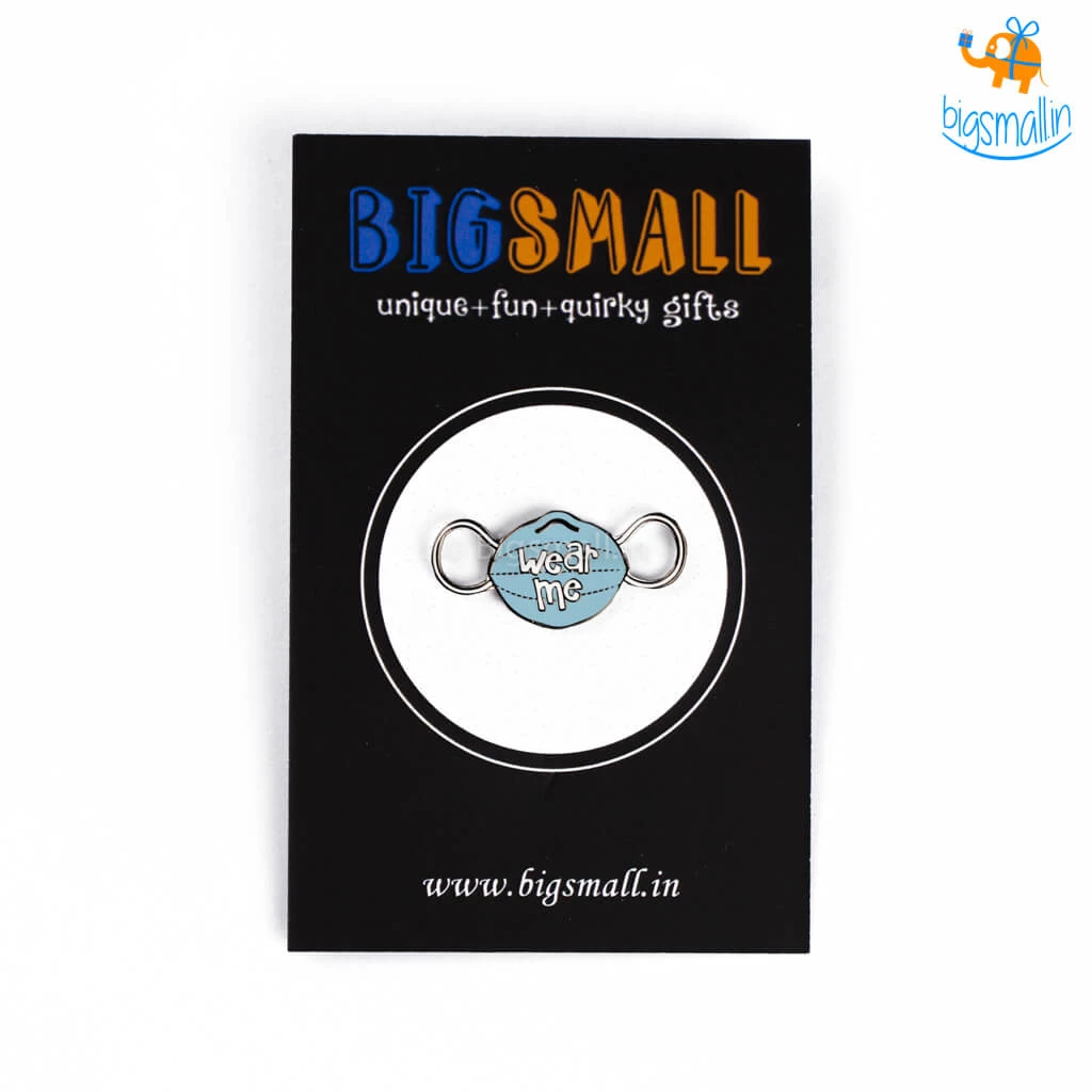 Bigsmall_piu Wear Me Lapel Pin