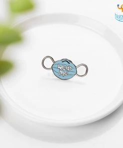 Bigsmall_piu Wear Me Lapel Pin