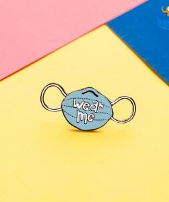 Bigsmall_piu Wear Me Lapel Pin