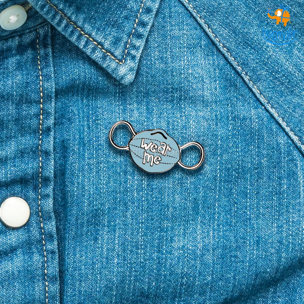 Bigsmall_piu Wear Me Lapel Pin