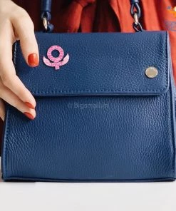 Bigsmall_piu Girl Power Lapel Pin