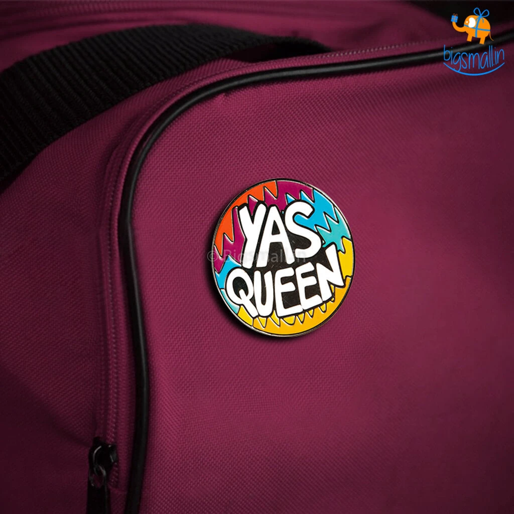 Bigsmall_piu All Of It Yas Queen Lapel Pin