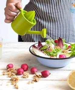 Big Daddy Watering Can Shaped Lemon Juicer