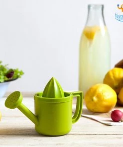 Big Daddy Watering Can Shaped Lemon Juicer