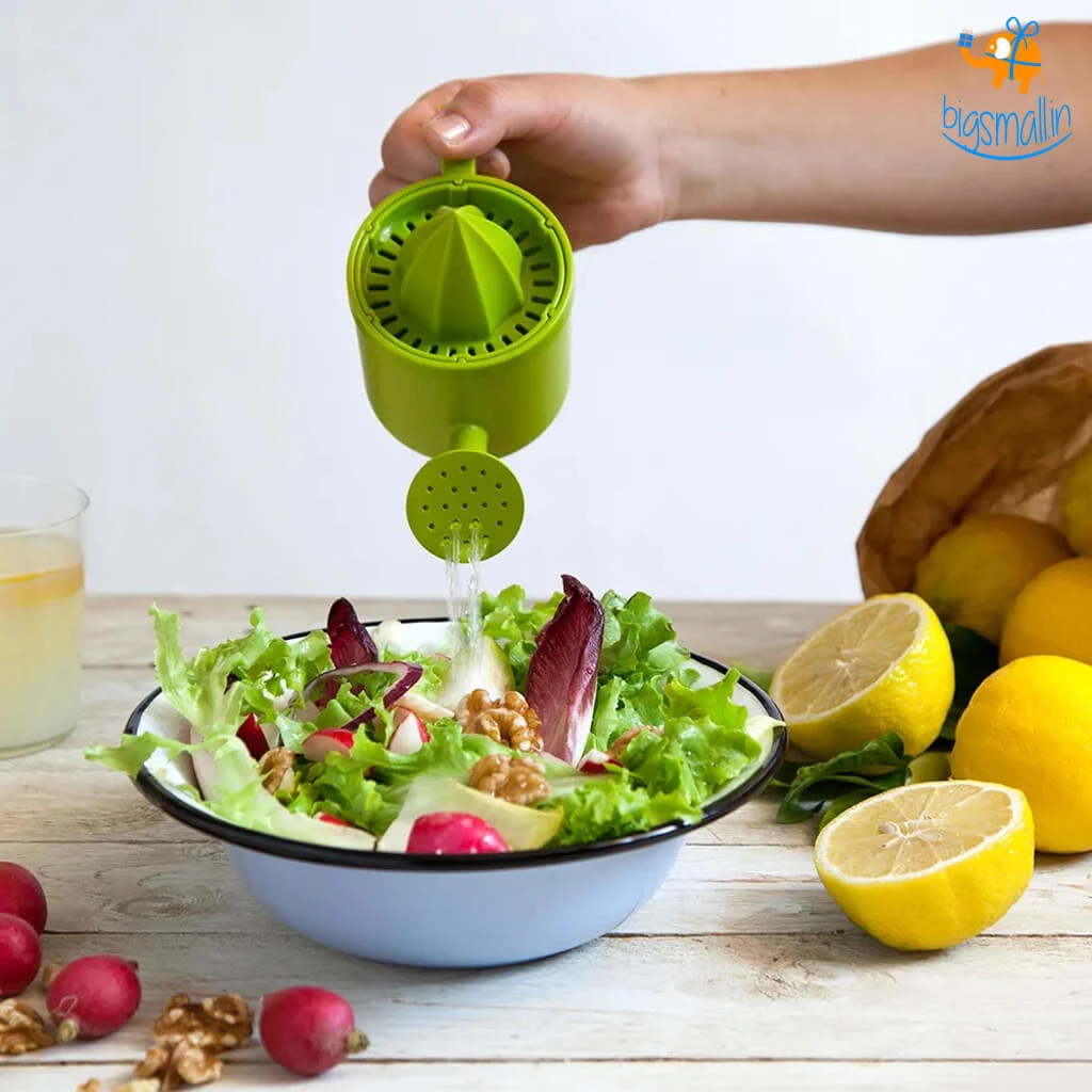 Big Daddy Watering Can Shaped Lemon Juicer